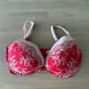 Victoria Secret Very Sexy Plunge Bra 38DD Red